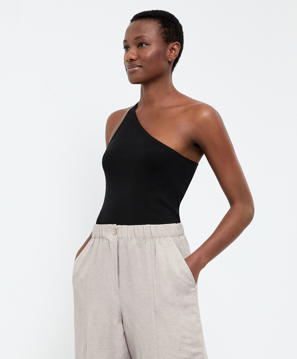 Oysho Asymmetric Knit Top Svarte | SWNZ12560