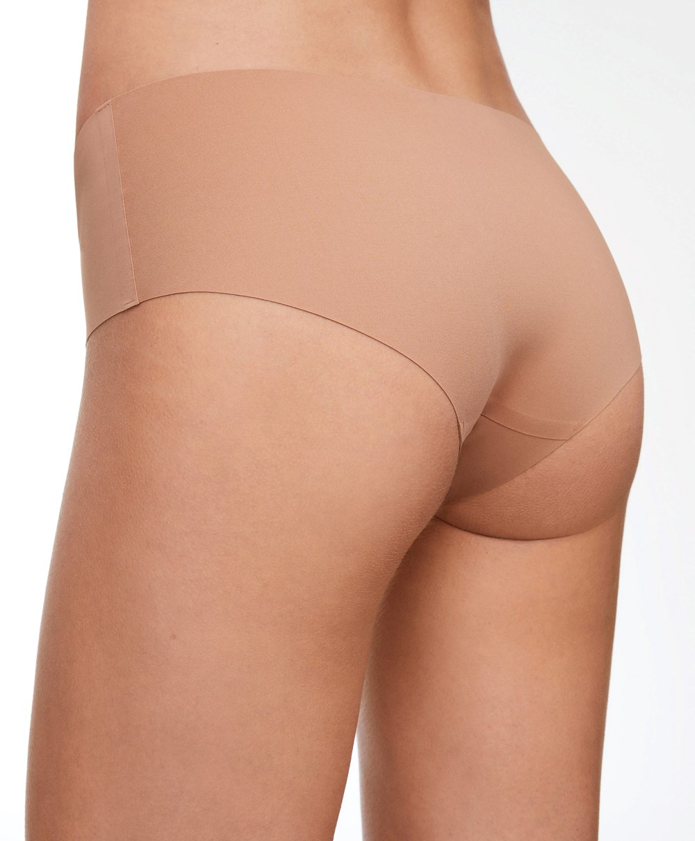 Oysho Invisible Laser-cut Cheekies Tan | EDPA18237