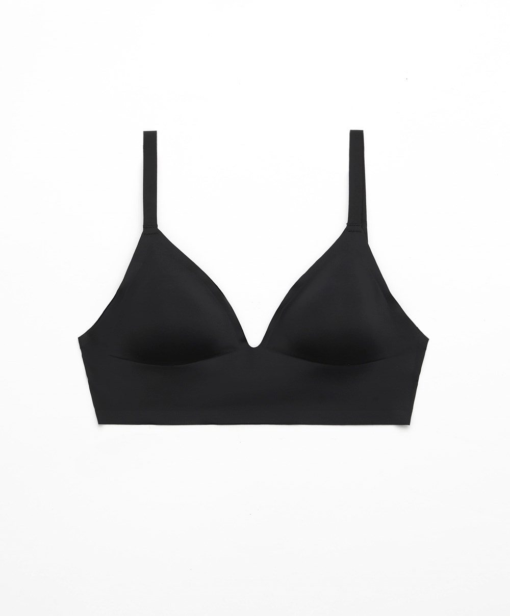 Oysho Invisible Laser-cut Triangle Bra Top With Low Back Svarte | SBFO40751