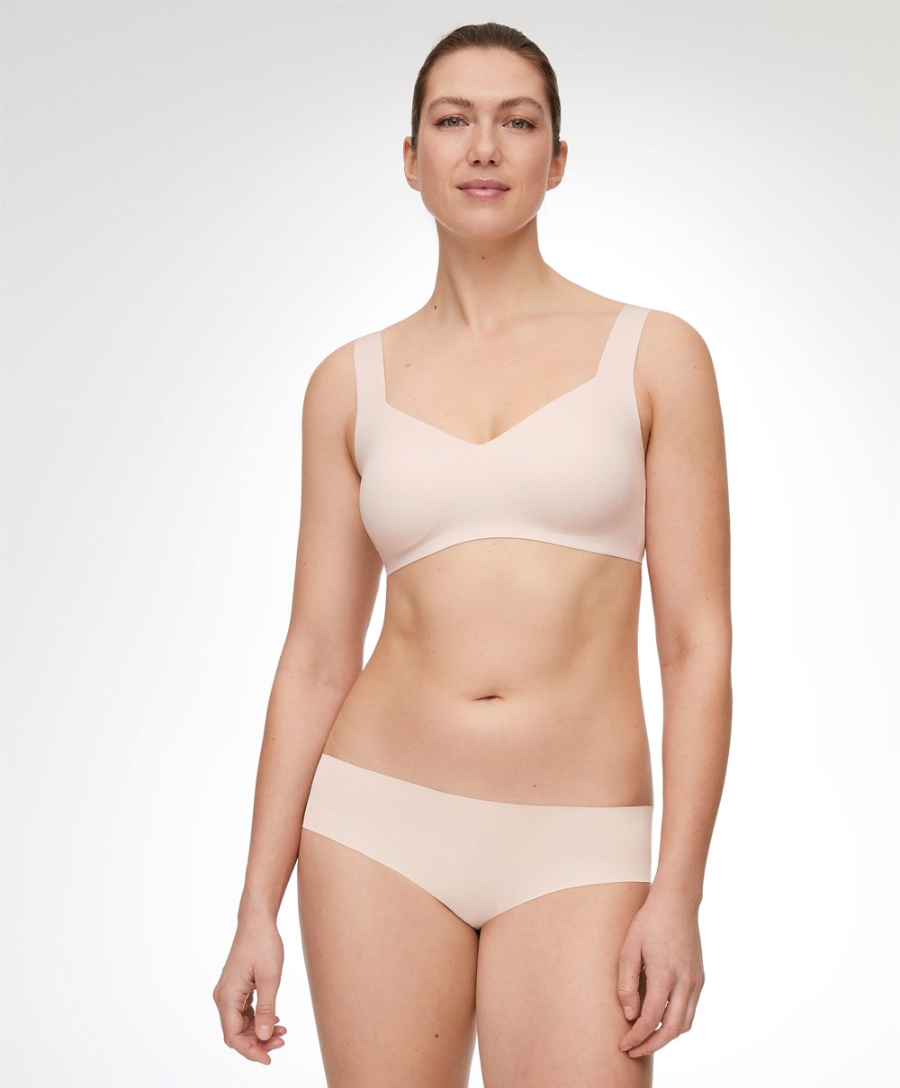 Oysho Invisible Laser-cut V-neck Bra Almond | NBWJ54097