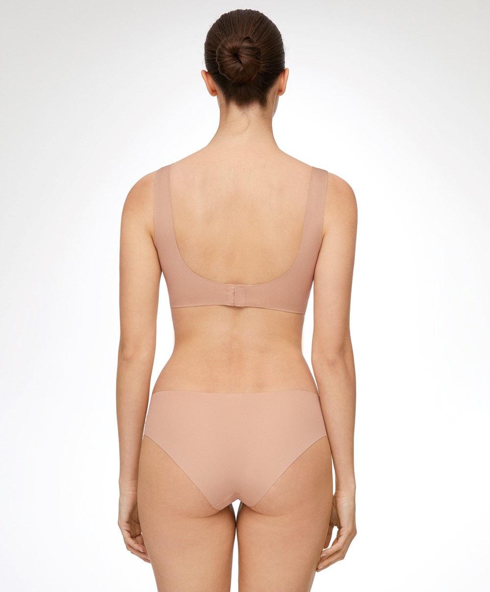 Oysho Invisible Laser-cut V-neck Bra Beige | DXVM48532