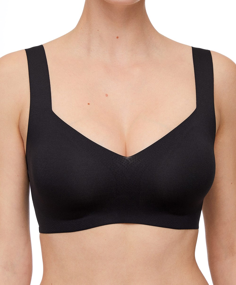 Oysho Invisible Laser-cut V-neck Bra Svarte | SBMZ54092