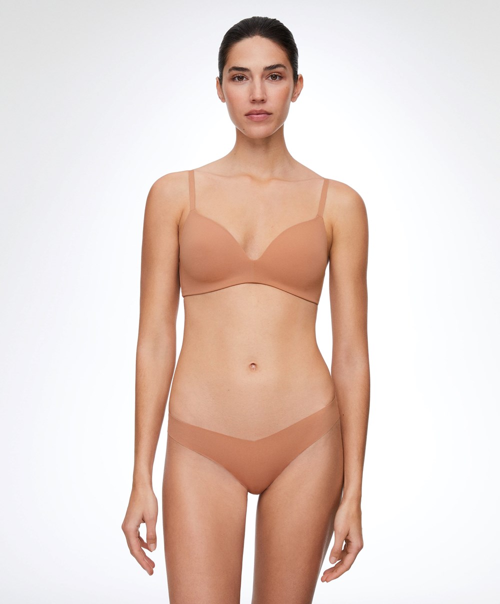 Oysho Invisible “v”-cut Thong Tan | BLTF63895