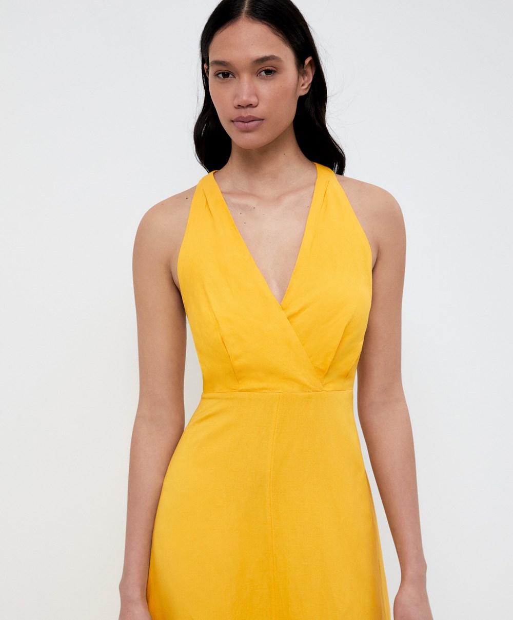 Oysho Knot Back Linen Halterneck Kjoler Mid-yellow | ASMW06539