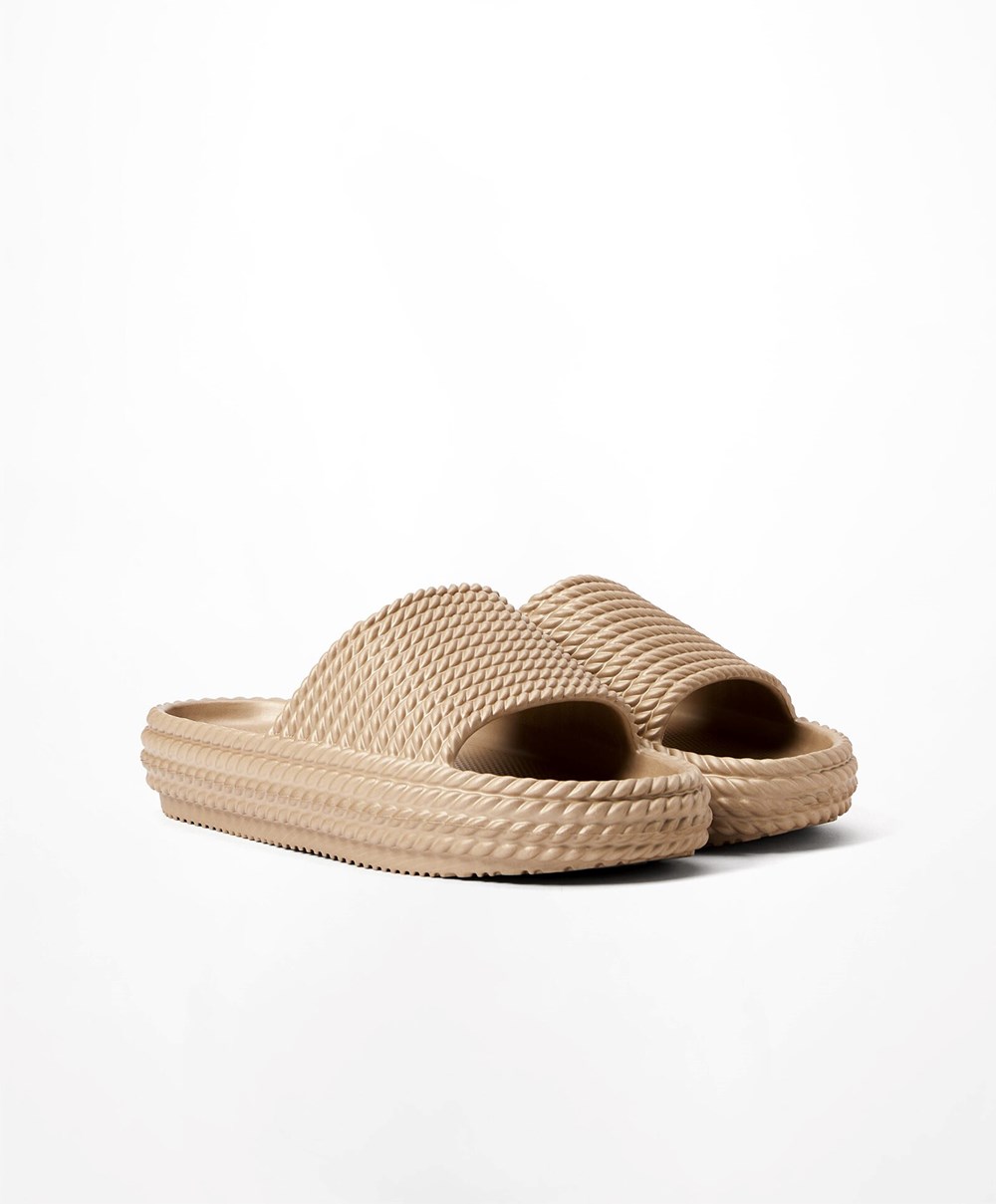 Oysho Metallic Braided Platform Slides Gull | ERCT59743