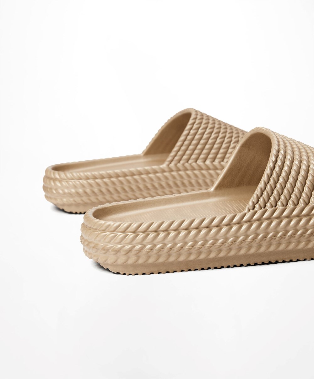 Oysho Metallic Braided Platform Slides Gull | ERCT59743