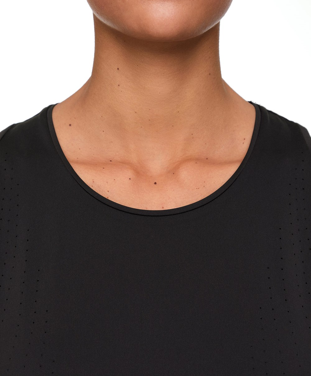 Oysho Microperforated Technical Ermeløse T-shirt Svarte | LFEZ42038