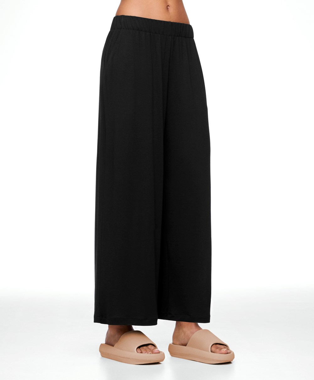 Oysho Modal Crop Trousers Svarte | WKBG17902