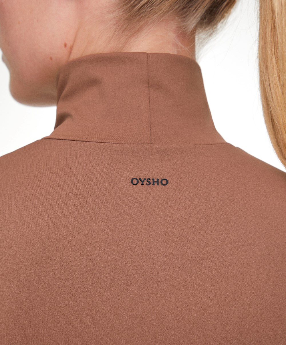 Oysho Perfect-adapt Crop Top With Raised Neck Kopper | BKIC39526