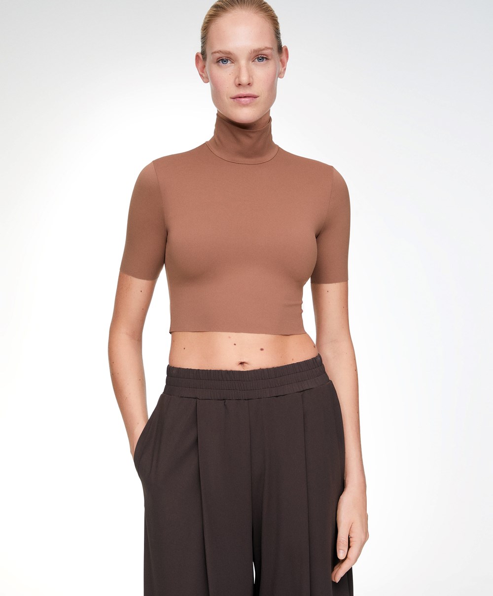 Oysho Perfect-adapt Crop Top With Raised Neck Kopper | BKIC39526