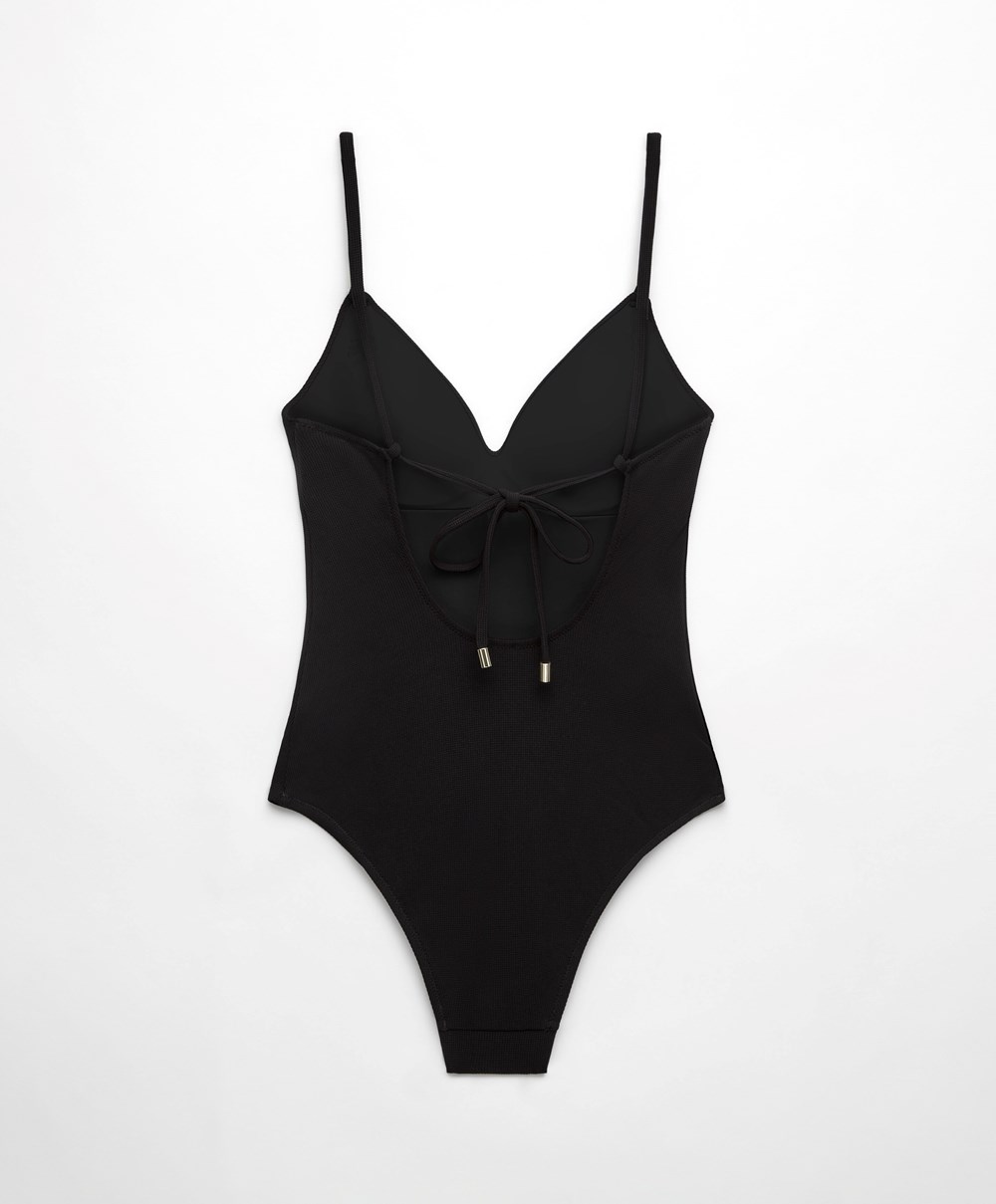 Oysho Piqué Triangle Swimsuit Svarte | INFR38056