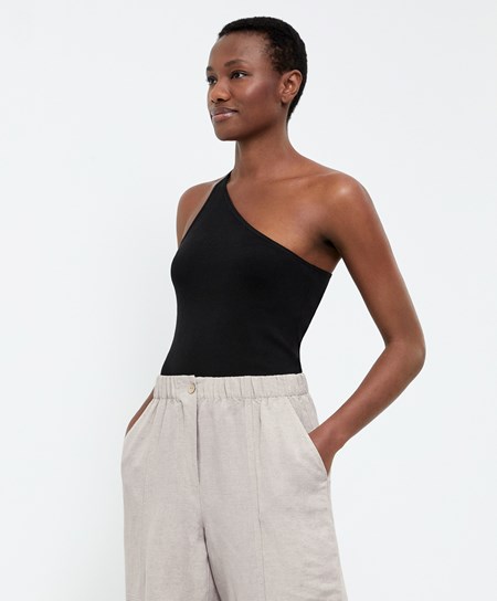 Oysho Asymmetric Knit Top Svarte | OFCS28170