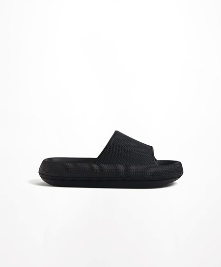 Oysho Flatform Sandals Svarte | CSVF70263